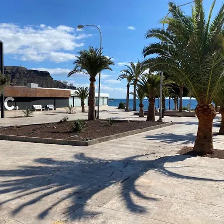 아파트 First Line Beach Mogán